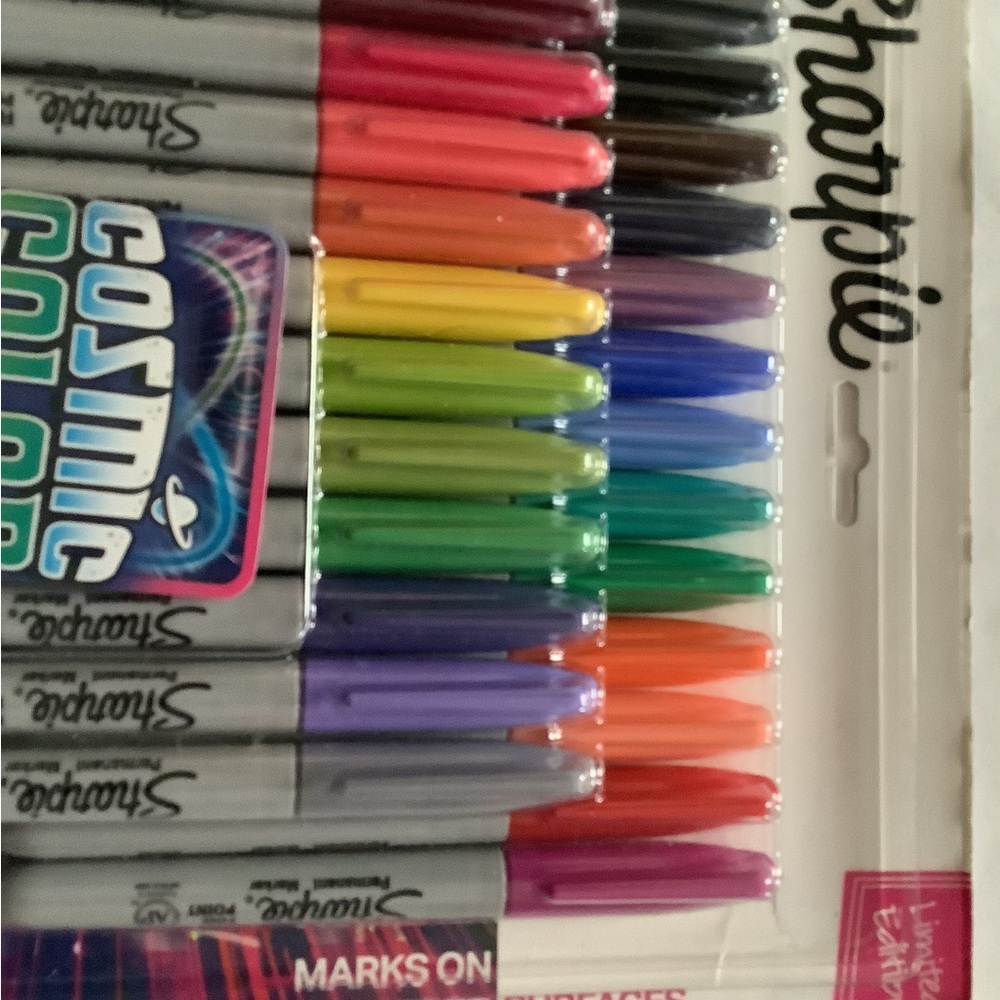 Fine Point Permanent Markers - Assorted Colors - Picture 3 of 4